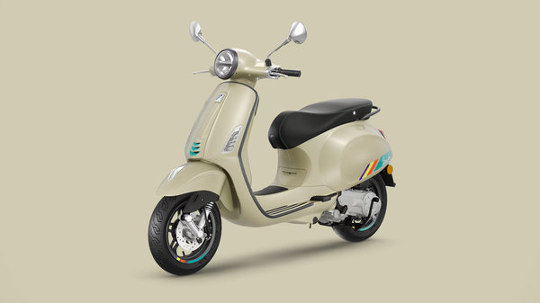 Vespa_Facelift_Primavera_gallery_1920x1080_Beige-Avvolgente_1